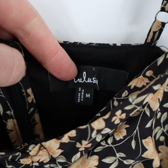 Lulus The Way to Love Ruffled Maxi Dress Womens Medium Black Floral Print Lined - Picture 7 of 9